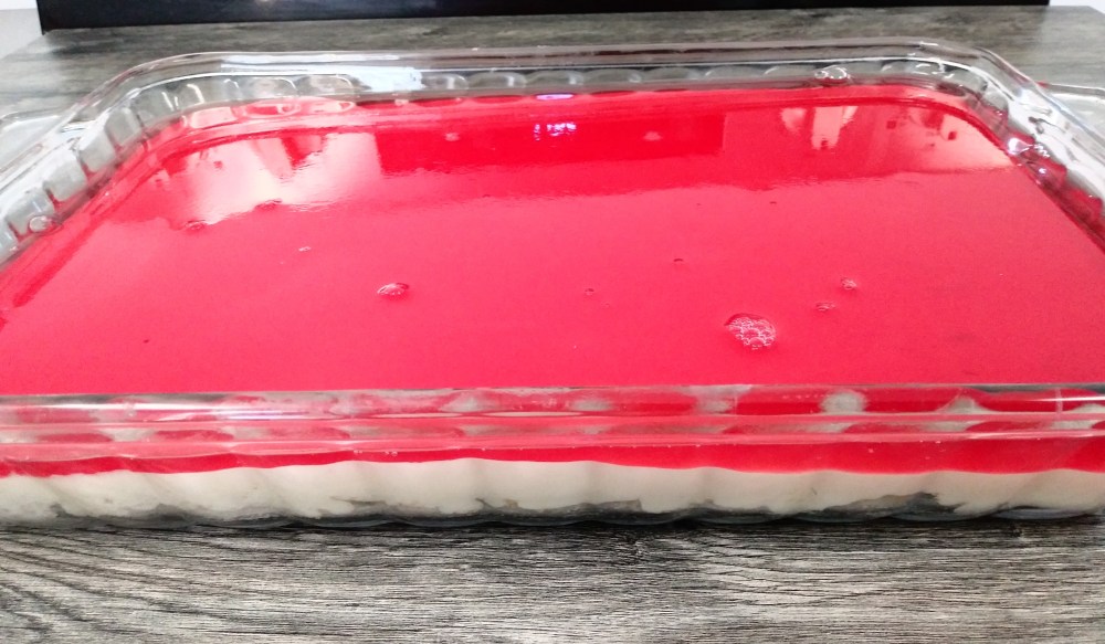 retro gluten free jello cheesecake